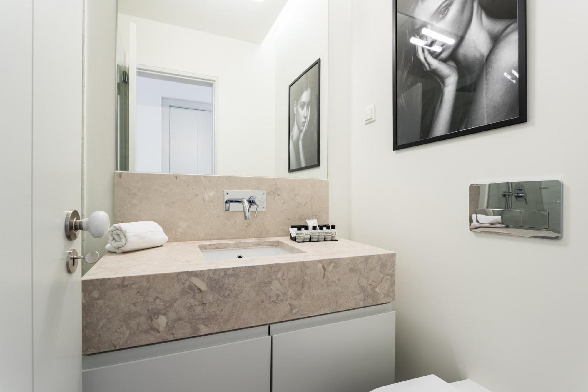 My Lx Flat Baixa Alfama Apartments ลิสบอน ภายนอก รูปภาพ